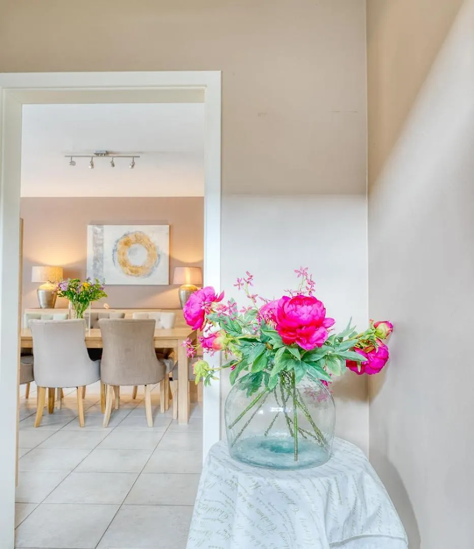4Br Holiday Home With Garden Near Brugge