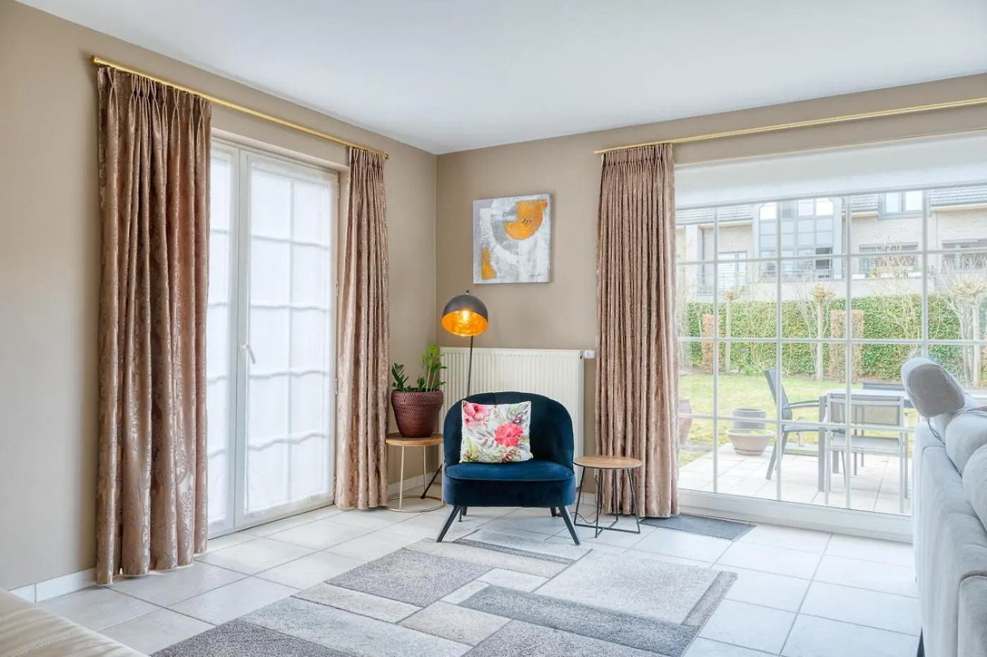 4Br Holiday Home With Garden Near Brugge