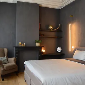 Maison Sint Niklaas Bed & Breakfast